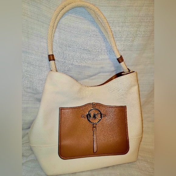 Michael kors canvas style purse - Picture 1 of 1